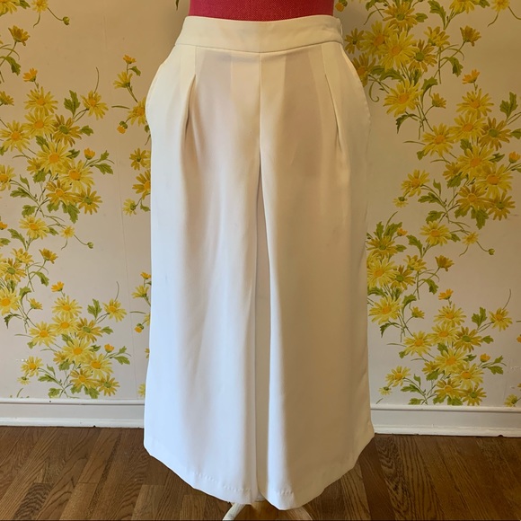 High rise cropped wide leg Culotte pants in Off White size M - Picture 1 of 11